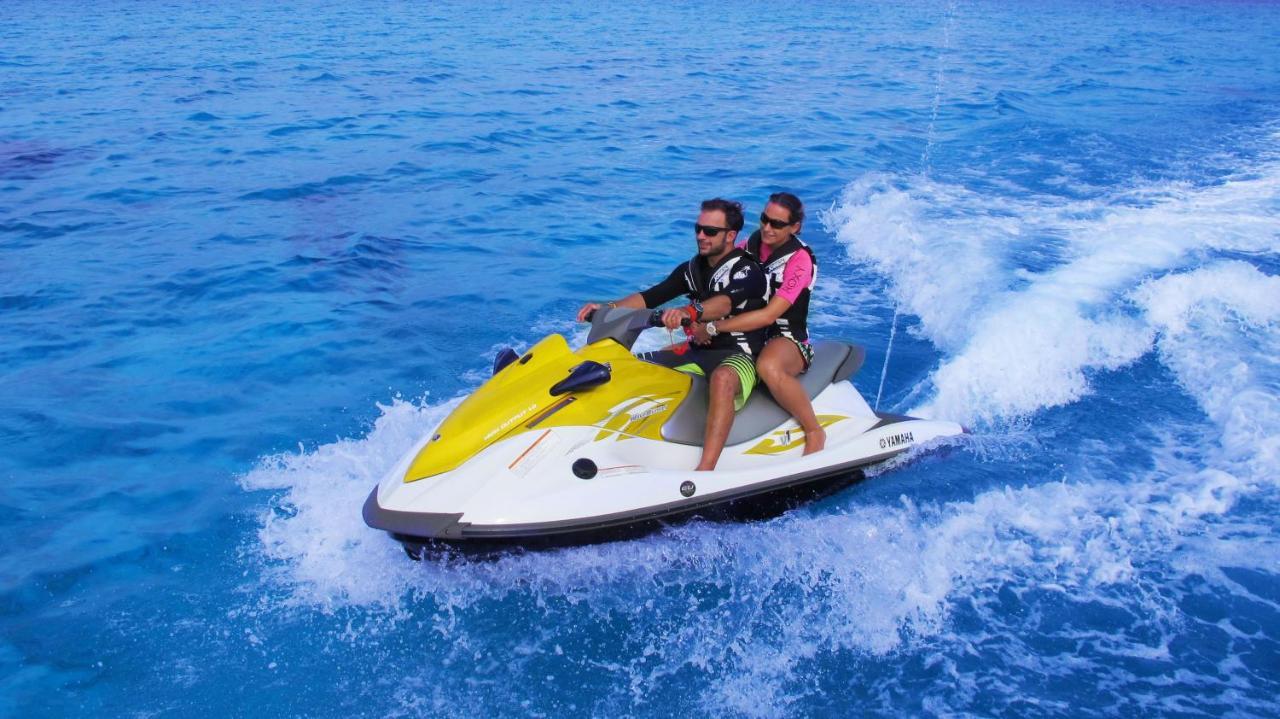 Kudadoo Maldives Private Island Hotell Komandoo  Exteriör bild